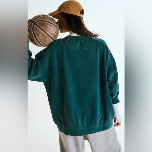 NWT Free People Movement XS Intercept Tunic in Emerald Garden Green Sweatshirt - Picture 2 of 7